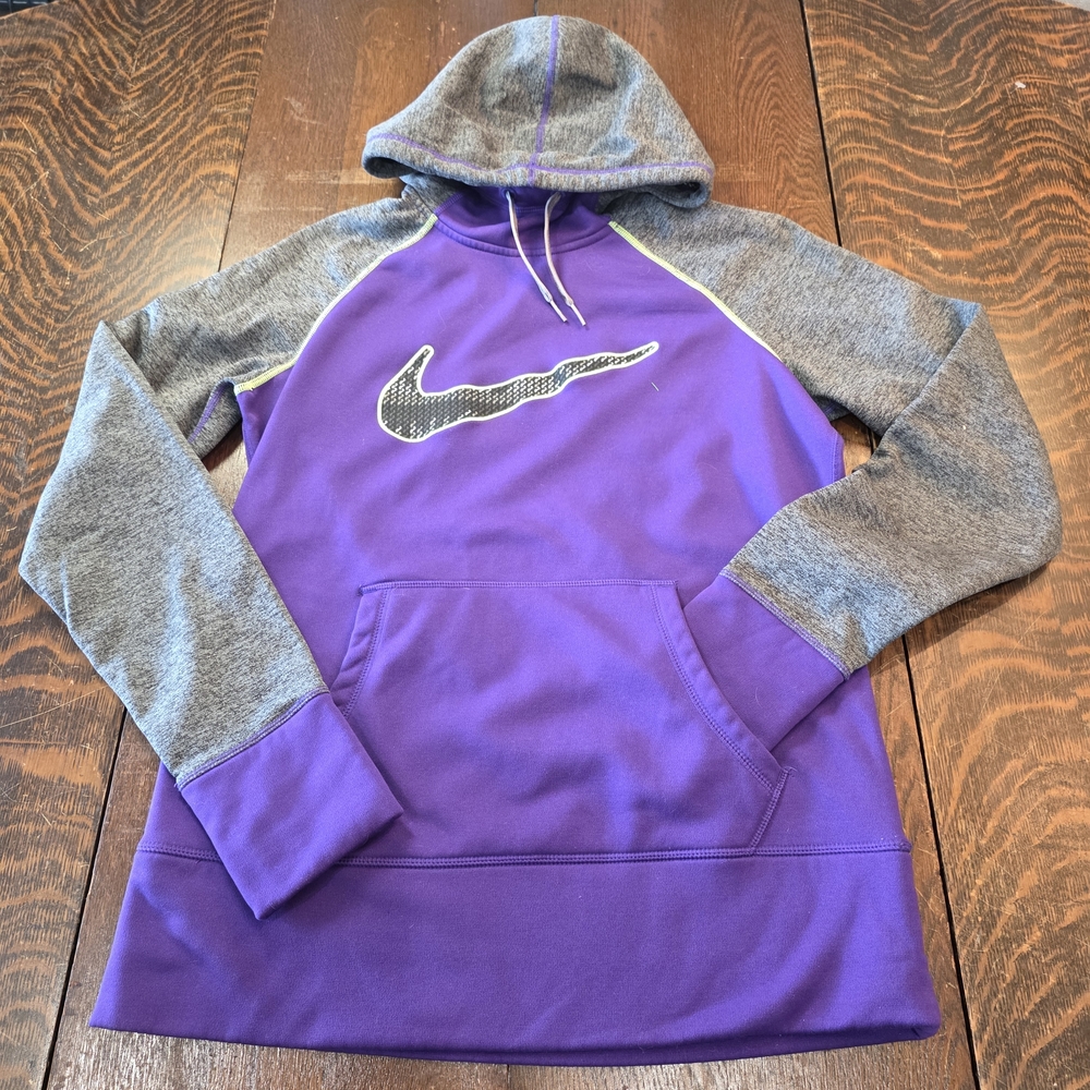 Nike Therma-Fit Medium Purple and Gray Pullover Hoodie Thumbholes Sz M